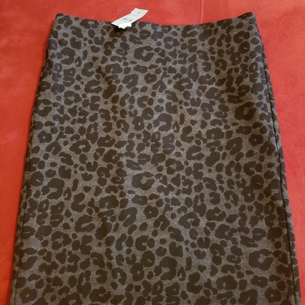 Loft leopard print chic skirt brand new with tags